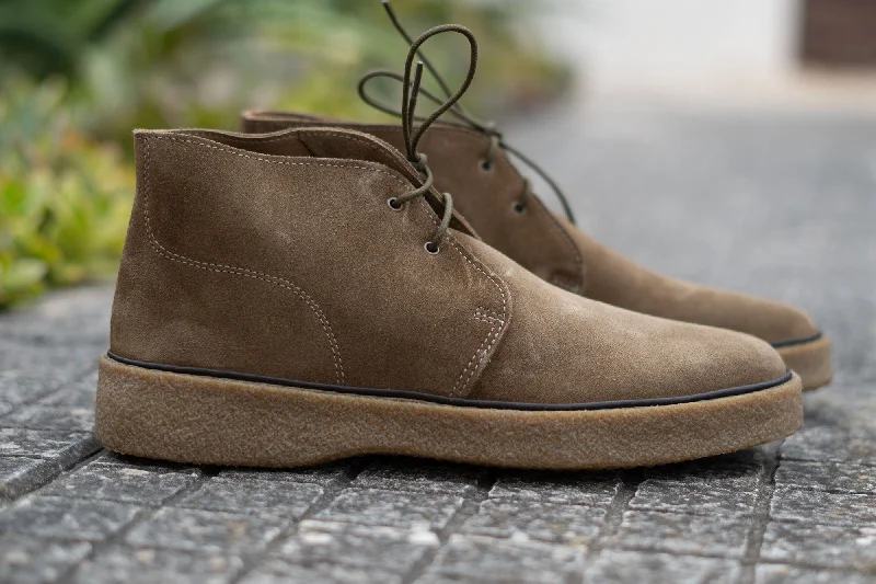 Men's shearling - lined chukka boots for added warmth in winterPlaytime by Hutton Garrison Tobacco Men's shearling - lined chukka boots for added warmth in winterPlaytime by Hutton Garrison Tobacco