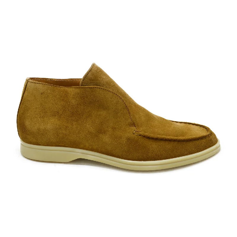 Men's high - top chukka boots for extra ankle support and a bold styleBerwick 1707 Flex Walk Ankle Boot(5389) -Kudu Reverse Suede In Peanut Men's high - top chukka boots for extra ankle support and a bold styleBerwick 1707 Flex Walk Ankle Boot(5389) -Kudu Reverse Suede In Peanut
