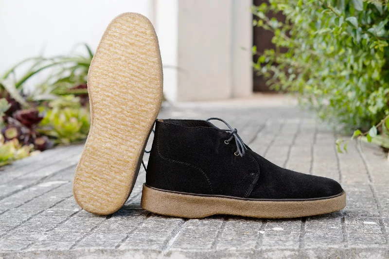 Men's lightweight chukka boots for easy mobility and long - distance walkingPlaytime by Hutton Obsidian Tobacco Men's lightweight chukka boots for easy mobility and long - distance walkingPlaytime by Hutton Obsidian Tobacco