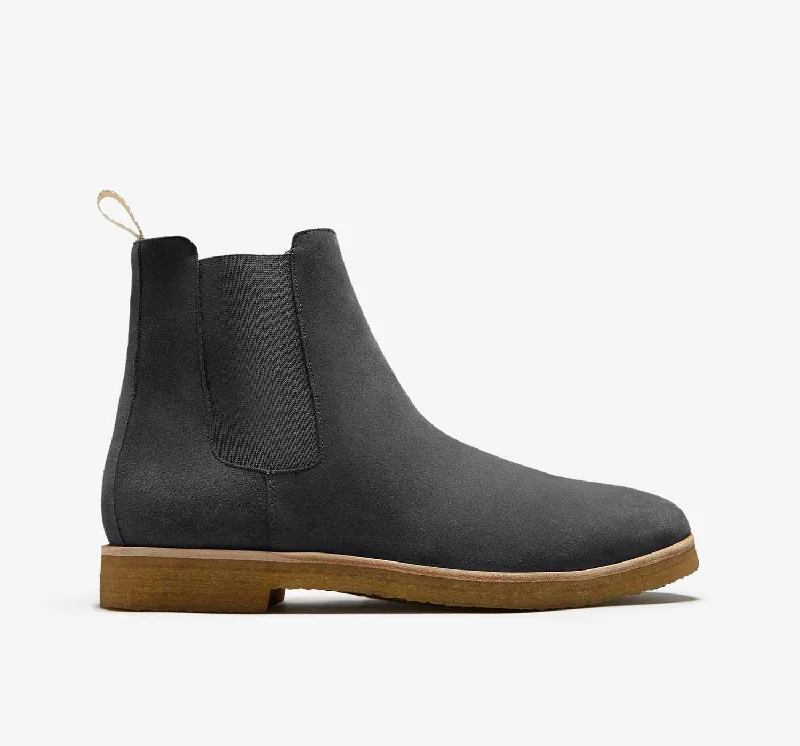 Men's patent leather Chelsea boots for a shiny and sophisticated lookChelsea Boot | Ash Men's patent leather Chelsea boots for a shiny and sophisticated lookChelsea Boot | Ash