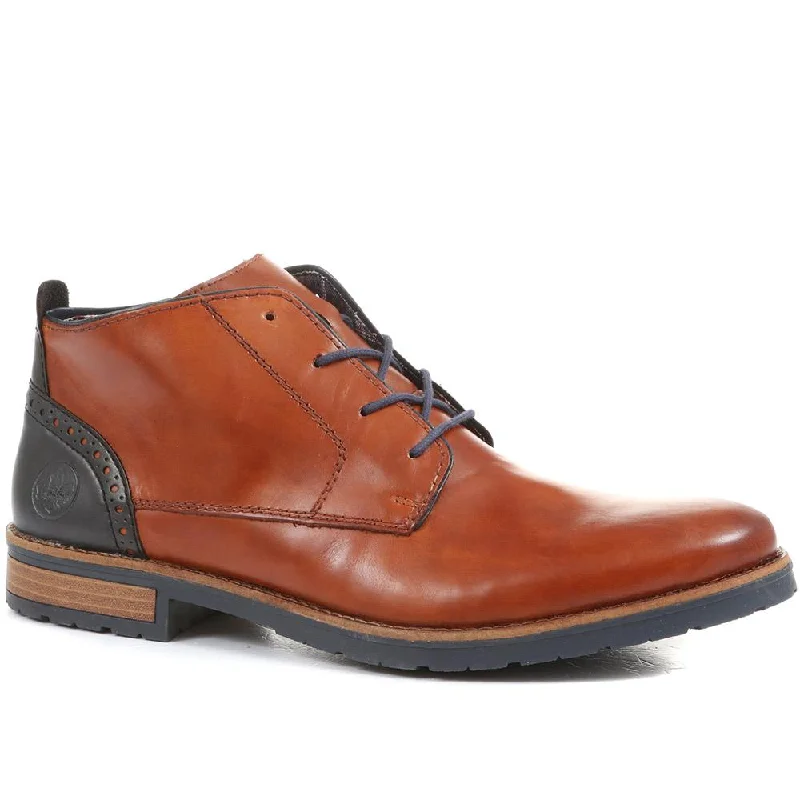 Men's leather and mesh hybrid desert boots for enhanced ventilationLeather Chukka Boots - RKR36532 / 322 994 Men's leather and mesh hybrid desert boots for enhanced ventilationLeather Chukka Boots - RKR36532 / 322 994