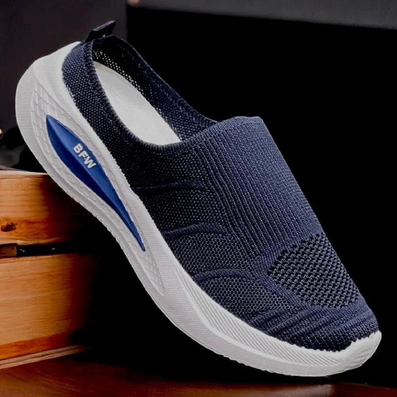 Men's slippers with a non - slip outsole for safety Men's slippers with a non - slip outsole for safety Open back 7093 Men's slippers with a non - slip outsole for safety Men's slippers with a non - slip outsole for safety Open back 7093