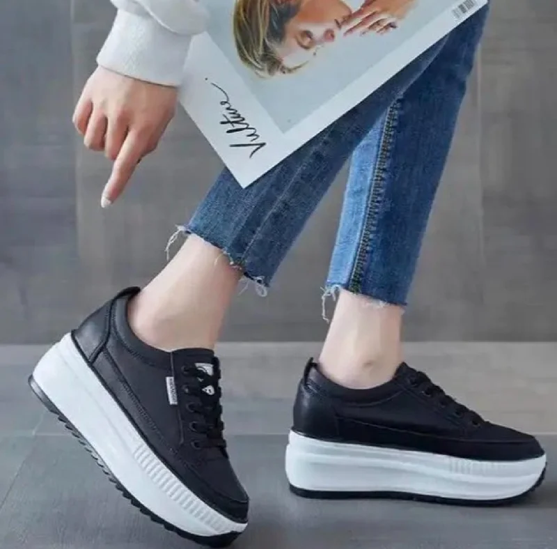 Men's slippers with a stretchy side panel for a better fit Men's slippers with a stretchy side panel for a better fit Samplica Siera B71-57 Men's slippers with a stretchy side panel for a better fit Men's slippers with a stretchy side panel for a better fit Samplica Siera B71-57