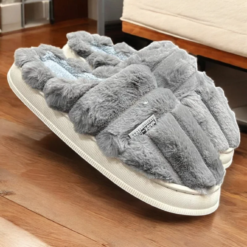 Men's slippers with a logo patch on the side Men's slippers with a logo patch on the side M0412 half shoes Men's slippers with a logo patch on the side Men's slippers with a logo patch on the side M0412 half shoes