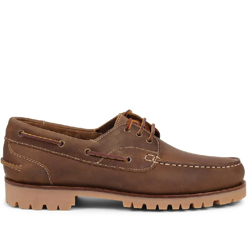 Men's boat shoes with a leather lacing system Men's boat shoes with a leather lacing system Men's boat shoes with a leather lacing system Pickering2 Leather Boat Shoes - PICKERING2 / 325 137 Men's boat shoes with a leather lacing system Men's boat shoes with a leather lacing system Men's boat shoes with a leather lacing system Pickering2 Leather Boat Shoes - PICKERING2 / 325 137