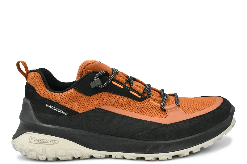 Men's casual shoes with a soft insole for cushioning Men's casual shoes with a soft insole for cushioning ECCO - 824254 - ULT-TRN MEN Men's casual shoes with a soft insole for cushioning Men's casual shoes with a soft insole for cushioning ECCO - 824254 - ULT-TRN MEN