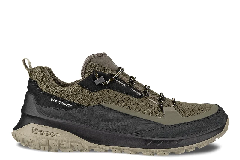 Men's casual shoes with a padded heel for comfort Men's casual shoes with a padded heel for comfort ECCO - 824254 - ULT-TRN MEN Men's casual shoes with a padded heel for comfort Men's casual shoes with a padded heel for comfort ECCO - 824254 - ULT-TRN MEN