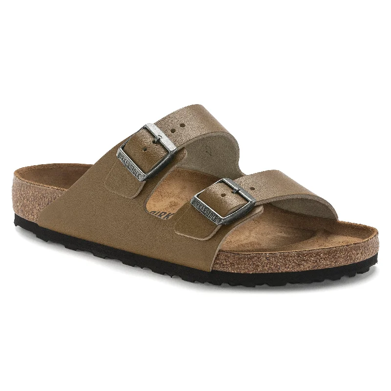 Men's sandals with a stretchy strap for a better fitBirkenstock Arizona Grip