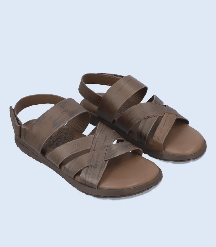 Men's sandals in a neutral color like black or brownBM5510-BROWN-Men Sandal