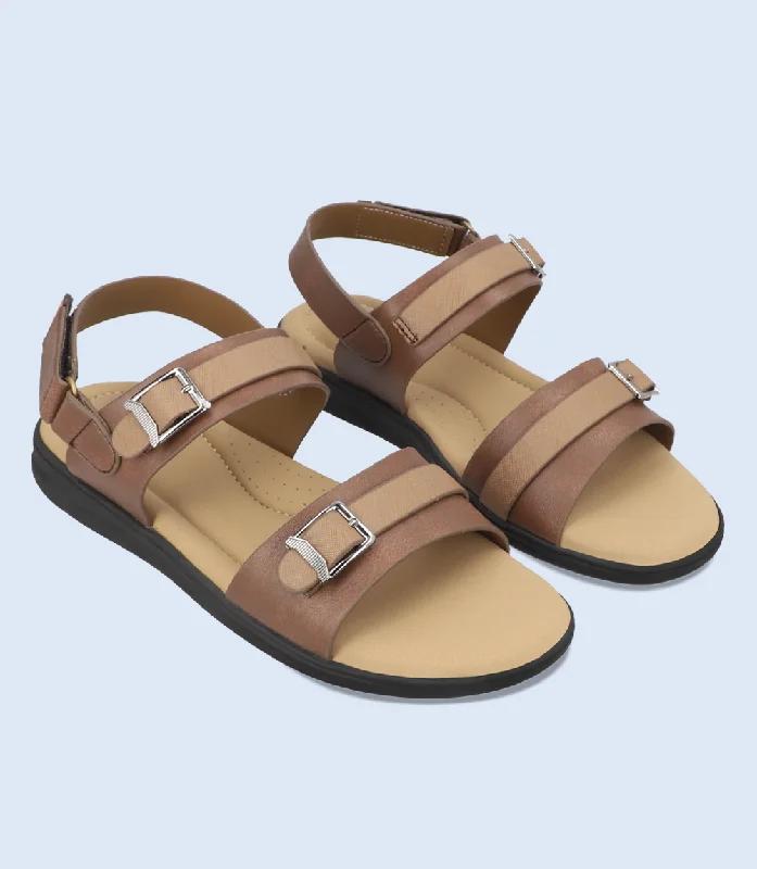 Men's leather sandals with an adjustable strapBM5513-BROWN-Men Sandal