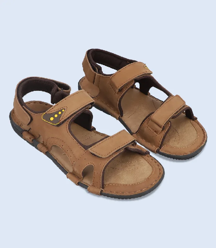 Men's sandals with a buckle closureBM5730-TAN-Men Sandal