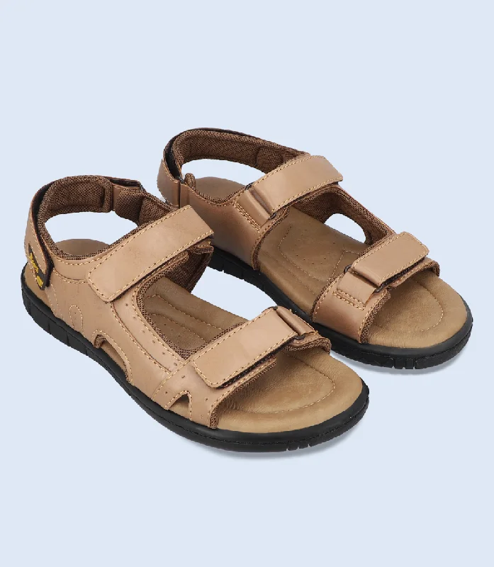 Men's sandals with a flexible sole for easy movementBM5731-CAMAL-Men Casual Sandal