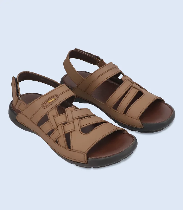 Flip - flop style men's sandals for beach wearBM5858-BROWN-Men Sandal