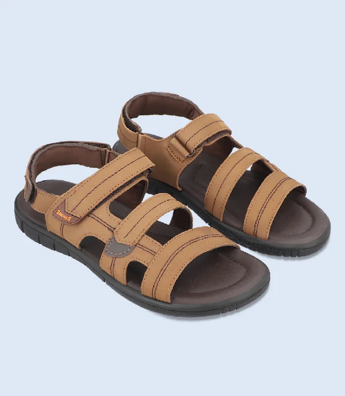 Men's sandals with a stretchy strap for a better fitBM6190-BROWN-Men Sandal