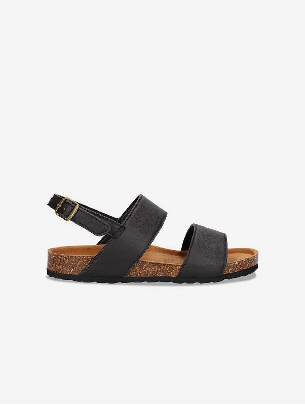 Men's sandals with a contrast stitching detailMak Unisex Vegan Apple Leather Sandals | Black Men's sandals with a contrast stitching detailMak Unisex Vegan Apple Leather Sandals | Black