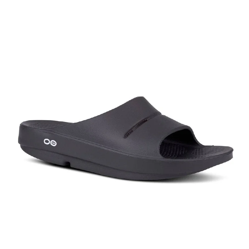 Men's sandals with a contrast stitching detailOofos OOahh Slide - Black
