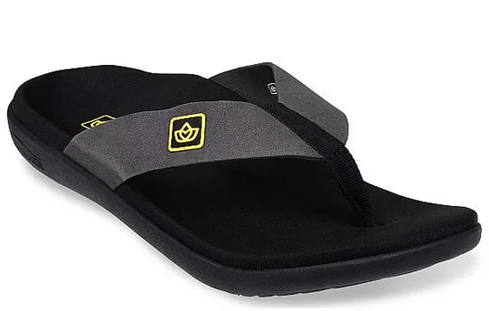 Men's sandals with a perforated leather upper for ventilationSpenco Men's Yumi Pure Flip Flops Men's sandals with a perforated leather upper for ventilationSpenco Men's Yumi Pure Flip Flops
