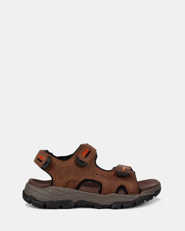 Men's sandals in a neutral color like black or brownTraverse Brown Wild
