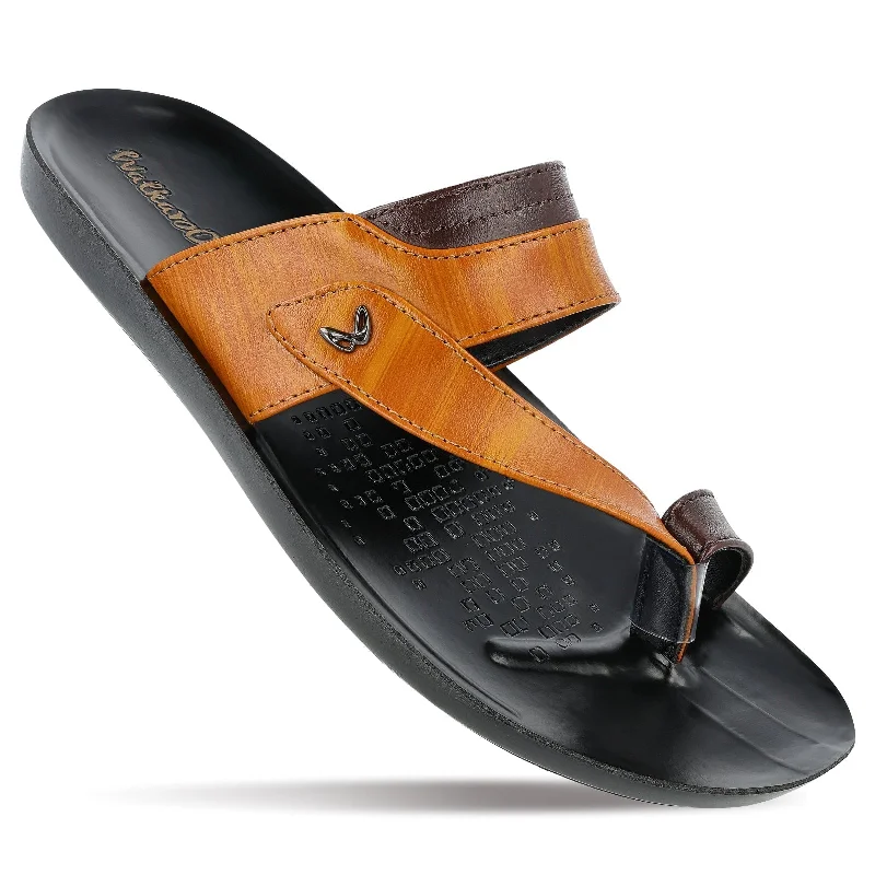 Men's sandals with a cushioned footbedWalkaroo Go Men Toe Ring Slide Sandals - GG8217 Tan Men's sandals with a cushioned footbedWalkaroo Go Men Toe Ring Slide Sandals - GG8217 Tan