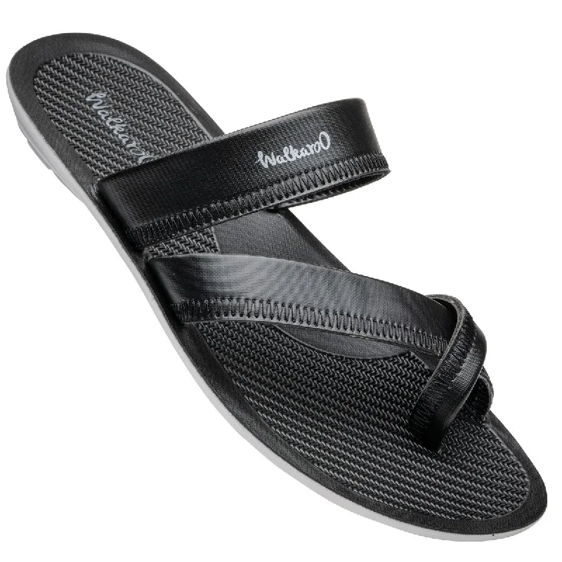 Men's sandals with a contrast stitching detailMen's Cross Strap Slide Sandals - WG5340 Black Men's sandals with a contrast stitching detailMen's Cross Strap Slide Sandals - WG5340 Black