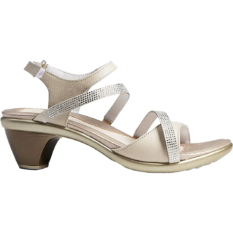 Men's sandals with a perforated leather upper for ventilationWomen's Naot Innovate Soft Ivory Leather Men's sandals with a perforated leather upper for ventilationWomen's Naot Innovate Soft Ivory Leather
