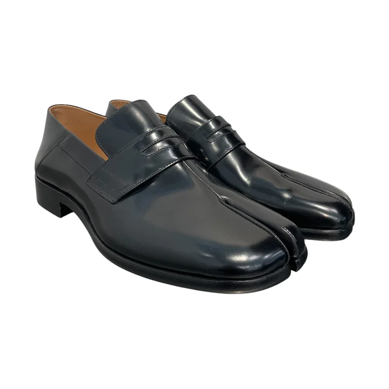 Men's loafers with a removable insole for cleaningMaison Margiela/Loafers/EU 46/BLK/tabi loafers
