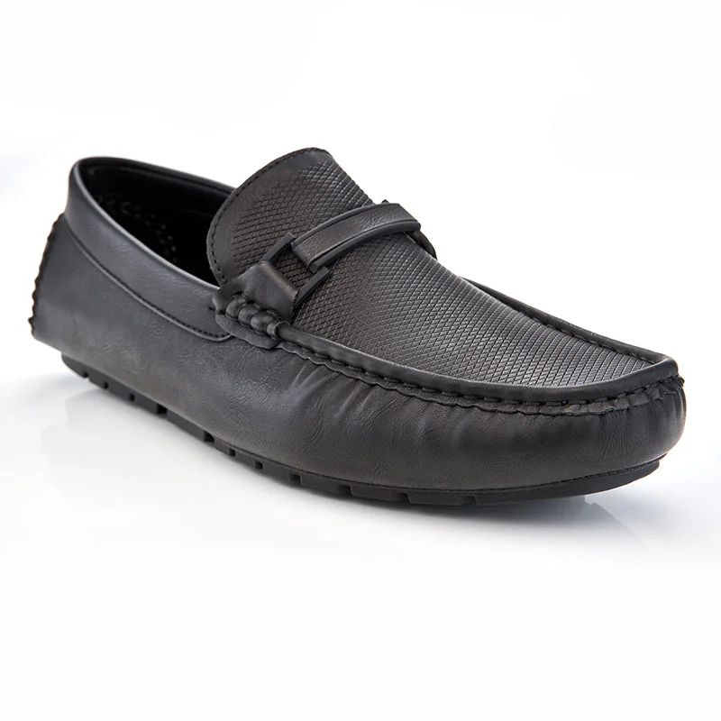 Men's loafers with a smooth leather finish90040