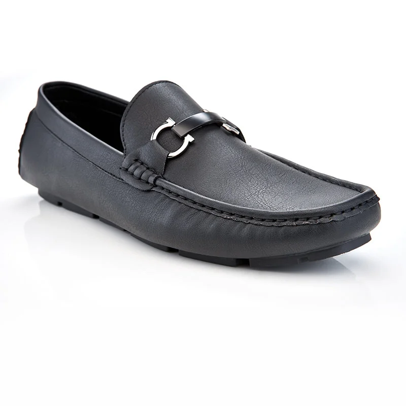 Men's loafers with a smooth leather finish90009