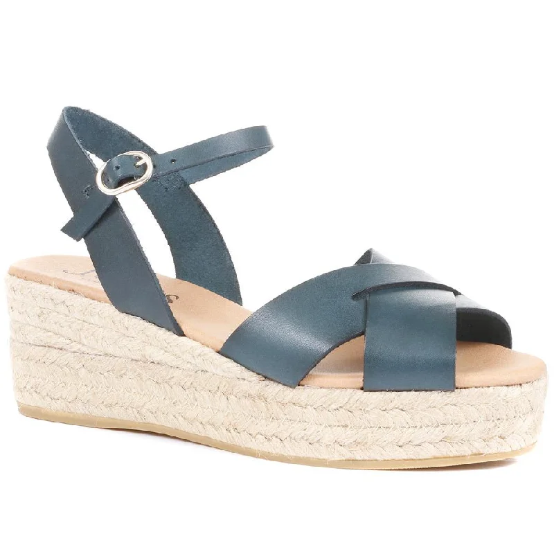 Men's casual shoes with a contrast sole colorAlaina Leather Espadrille Wedges - ALAINA / 322 056 Men's casual shoes with a contrast sole colorAlaina Leather Espadrille Wedges - ALAINA / 322 056