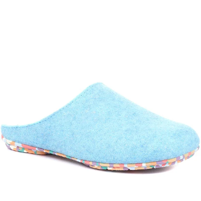Men's casual shoes with a metallic trimAlina Recycled Slippers - ALINA / 321 146