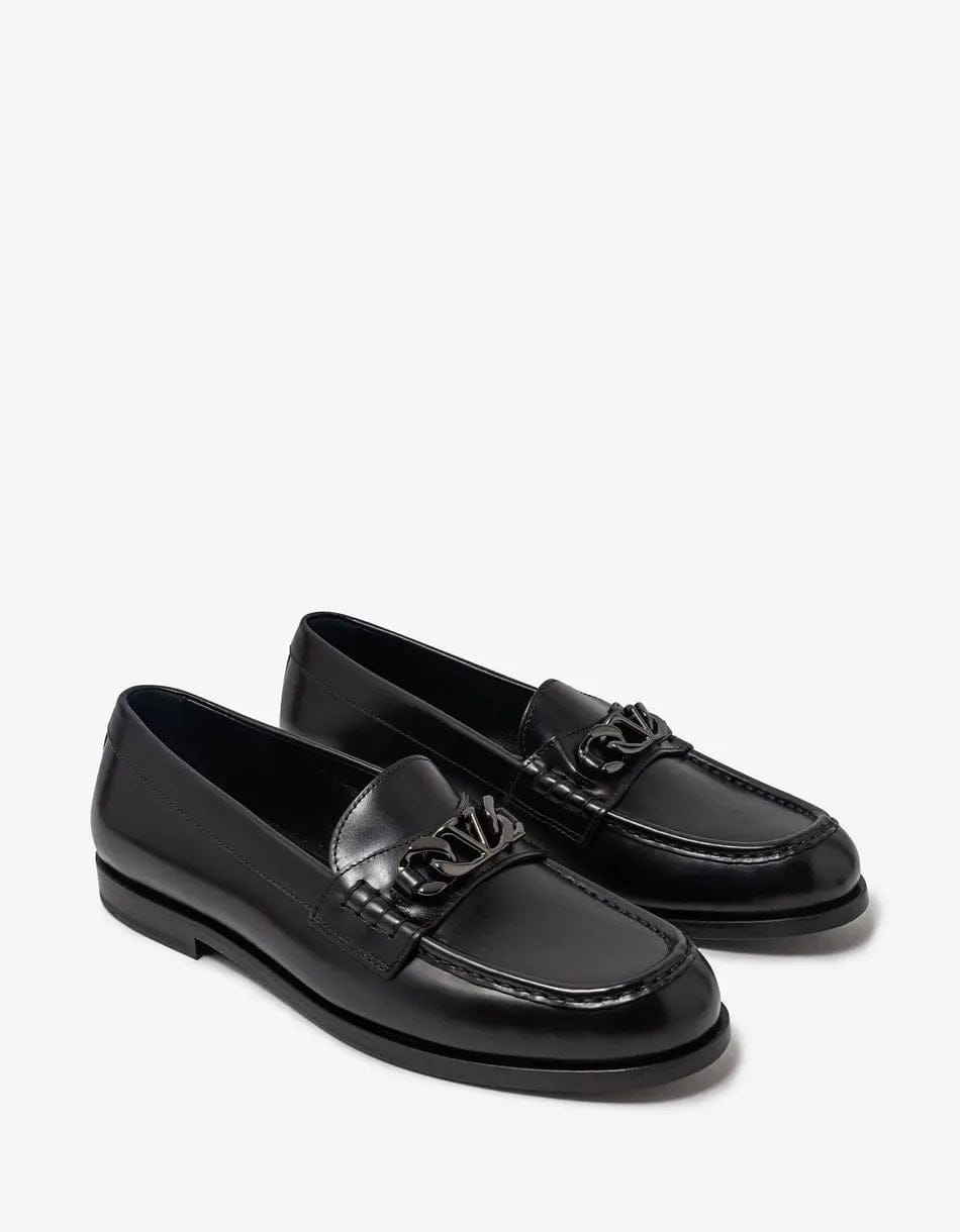 Slip - on men's loafers for easy wearValentino Garavani Black VLogo Chain Loafers