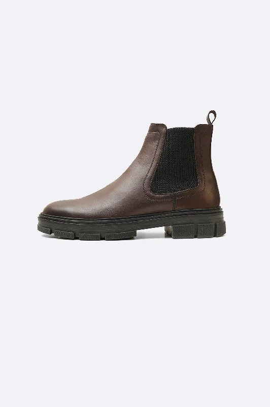Men's high - top boots with a lace - up designCHUNKY LEATHER BOOTS