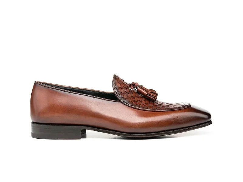 Men's loafers with a rubber sole for durabilityClaudio