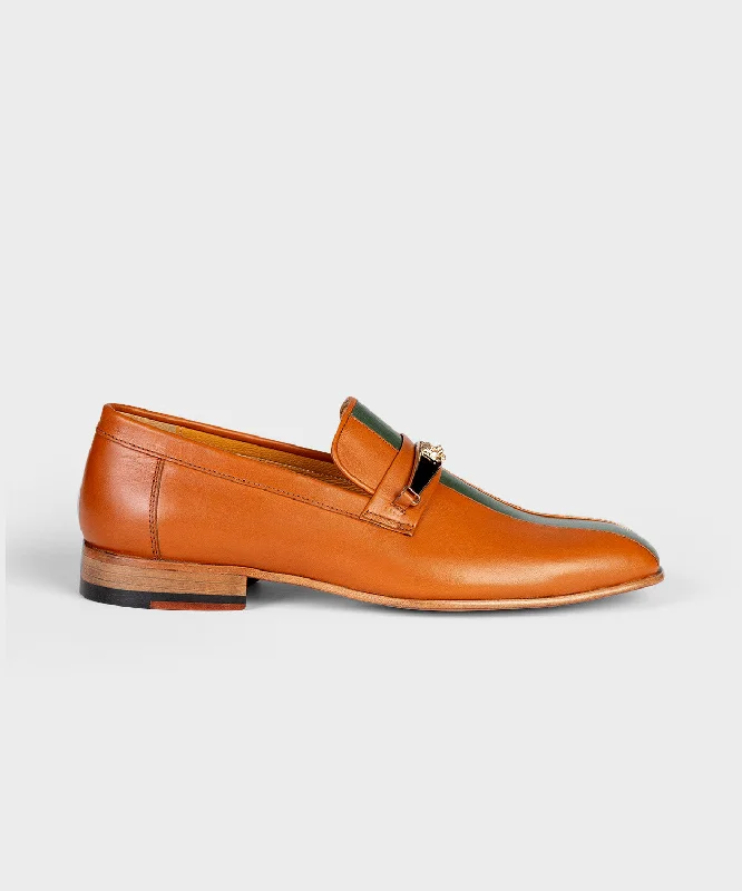Men's loafers with a perforated leather upper for ventilationAwesome Leather Shoes