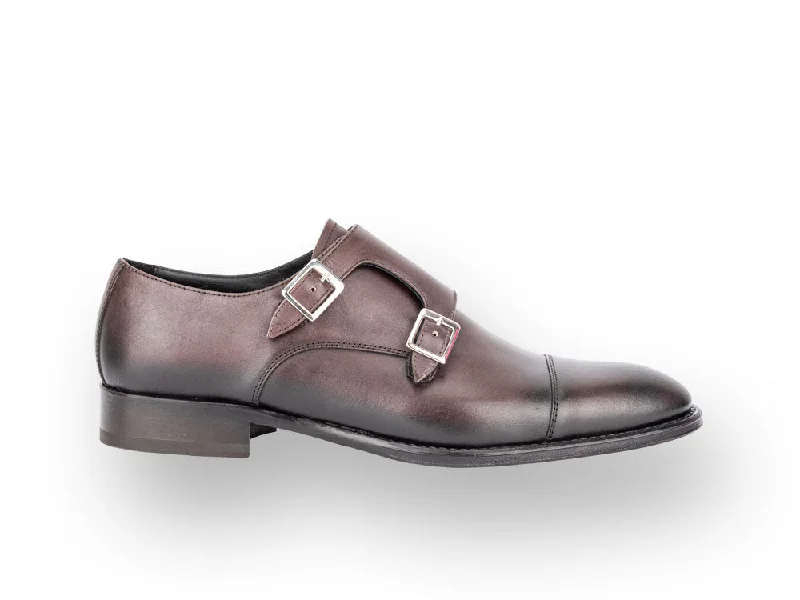 Men's loafers with a rubber sole for durabilityD'Annunzio