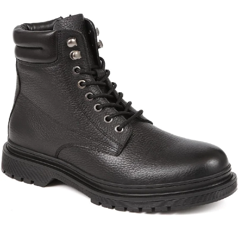 Men's casual shoes with a flexible rubber outsoleElio Leather Lace Up Boots - ELIO / 324 398 Men's casual shoes with a flexible rubber outsoleElio Leather Lace Up Boots - ELIO / 324 398