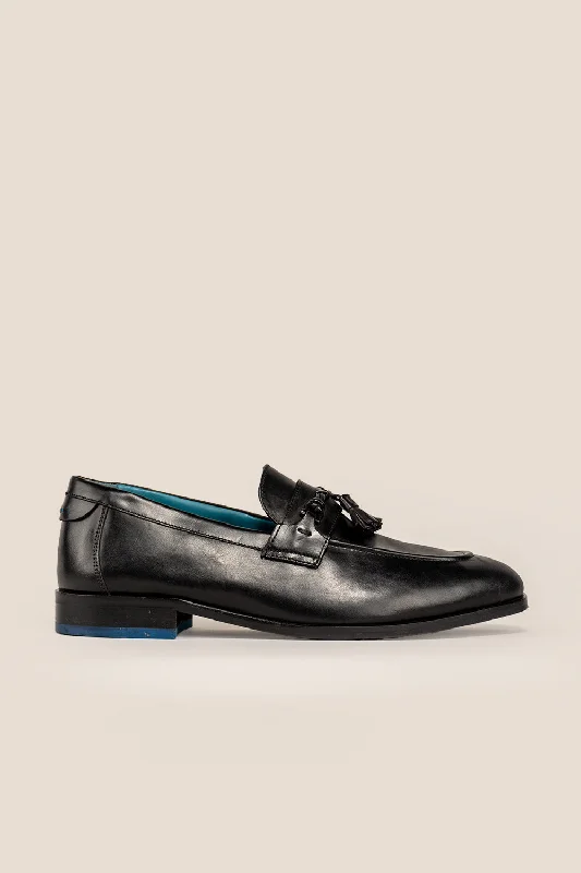 Men's loafers with a moc - toe designEmmet Black