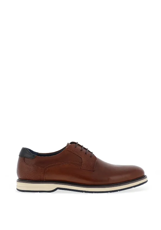 Leather men's casual shoes with a scuffed finishEscape Kilmore Shoe, Roast Chestnut Leather men's casual shoes with a scuffed finishEscape Kilmore Shoe, Roast Chestnut