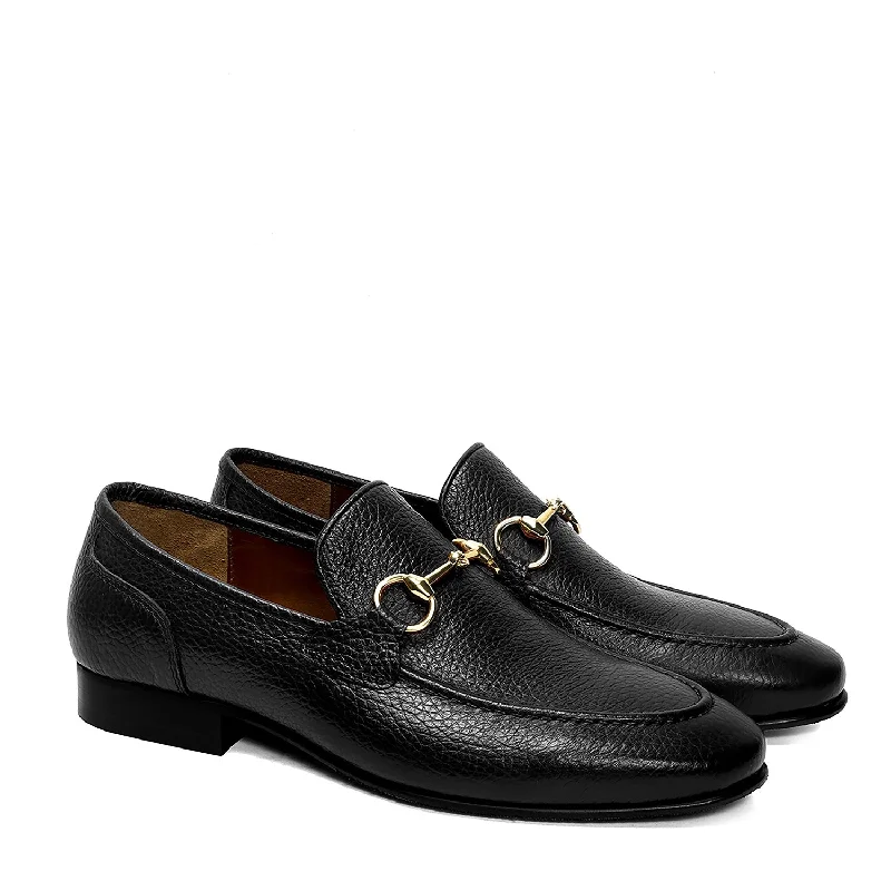Men's loafers in a neutral color like black or brownFlexible Back Comfortable Loafers in Black Textured Leather Men's loafers in a neutral color like black or brownFlexible Back Comfortable Loafers in Black Textured Leather