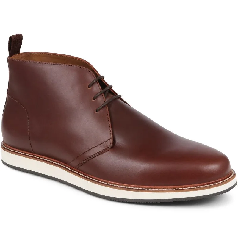 Loafers - style men's casual shoes for a relaxed vibeEzra Leather Chukka Boots - EZRA / 324 393 Loafers - style men's casual shoes for a relaxed vibeEzra Leather Chukka Boots - EZRA / 324 393