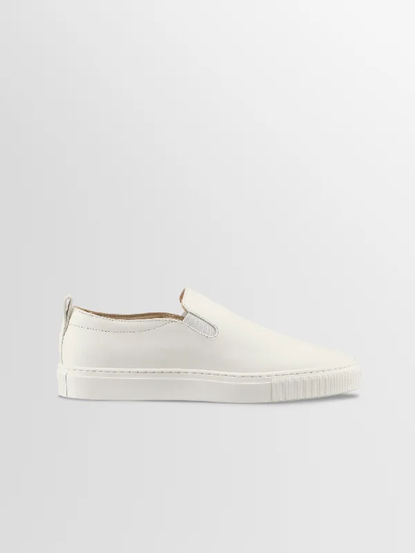 Men's loafers in a neutral color like black or brownGarda in Antique White