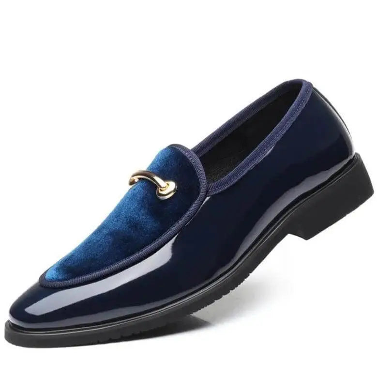 Men's loafers in a neutral color like black or brownil Lusso - Italian style patent Leather Loafers dress shoes for Men (Best seller) Men's loafers in a neutral color like black or brownil Lusso - Italian style patent Leather Loafers dress shoes for Men (Best seller)