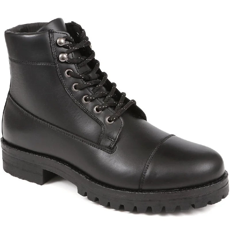 Men's casual shoes with a low - profile designLeather Lace-Up Boots - DAEL / 324 501 Men's casual shoes with a low - profile designLeather Lace-Up Boots - DAEL / 324 501