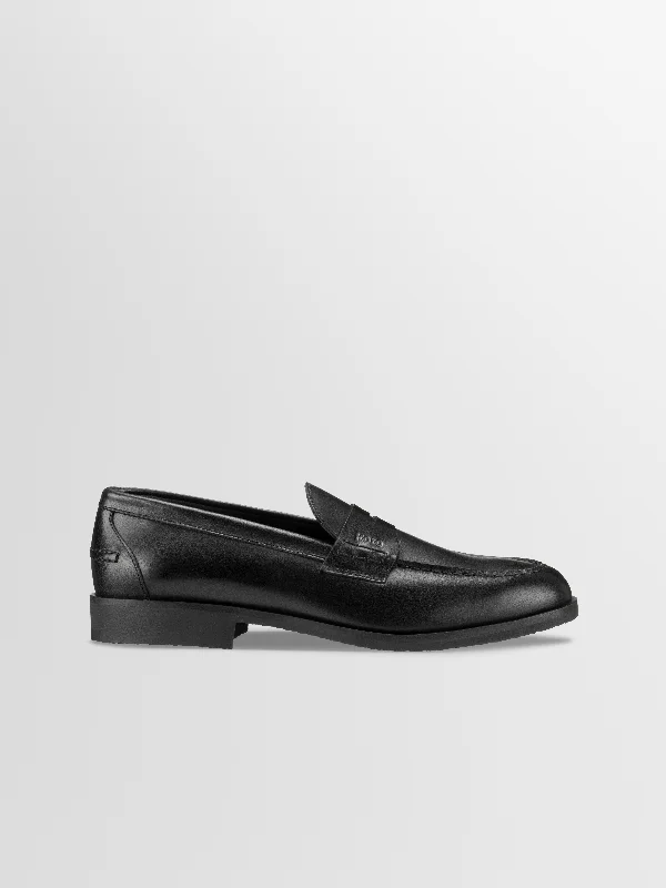 Men's loafers with a perforated leather upper for ventilationLevanto in Nero