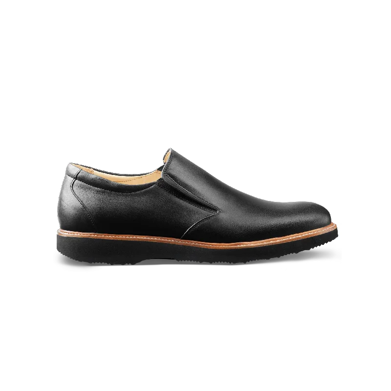 Slip - on men's loafers for easy wearMen's Frequent Traveler Loafer