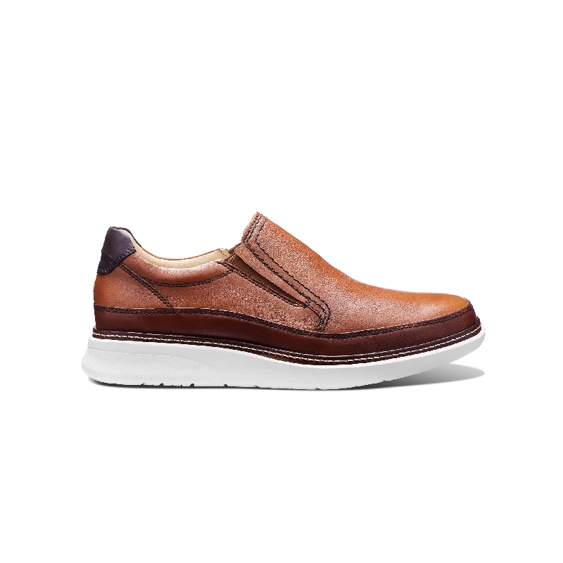 Men's loafers with a contrast stitching detailMen's Rafael Hybrid Slip-On