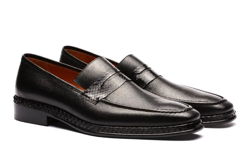 Slip - on men's loafers for easy wearPenny Loafers Python Skin - Black