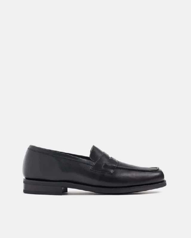Men's loafers with a decorative buckleBlack Soft Leather Loafer