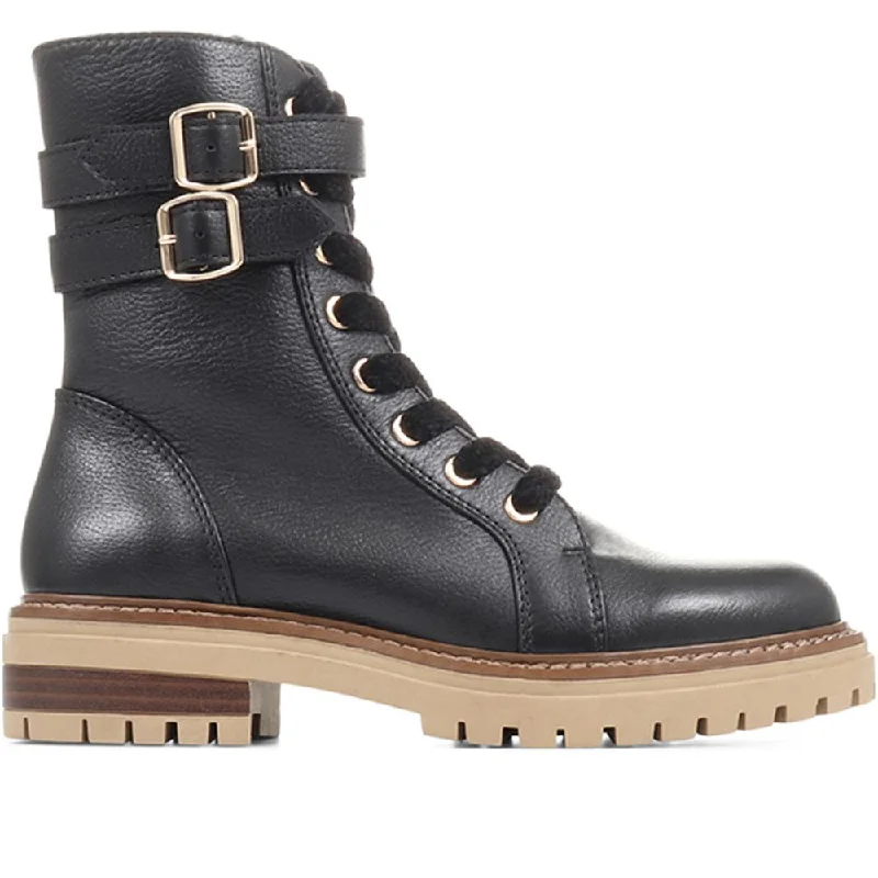 Men's casual shoes with a thick sole for added heightSimonetta Biker Boots - SIMONETTA / 322 842 Men's casual shoes with a thick sole for added heightSimonetta Biker Boots - SIMONETTA / 322 842