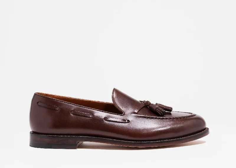 Suede men's loafers for a soft and luxurious feelTassel Loafer Tobacco Calf